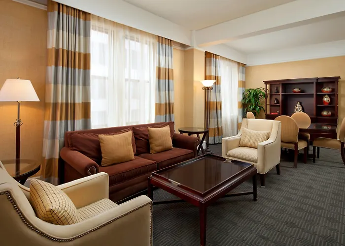 The Gunter Hotel San Antonio Riverwalk, A Tribute Portfolio Hotel